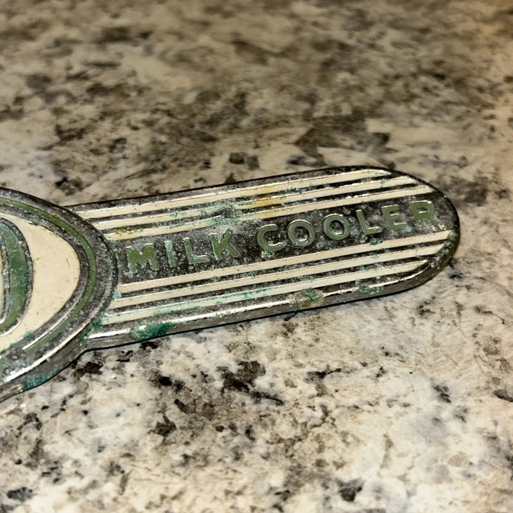 Vintage Esco Home Freezer Metal Badge Emblem Milk Cooler Niagra D2‎